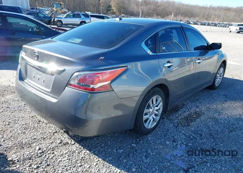 2015 Nissan Altima 2.5/2.5 S/2.5 Sl/2.5 Sv z USA, uszkodzony, nr VIN 1N4AL3AP3FC442860